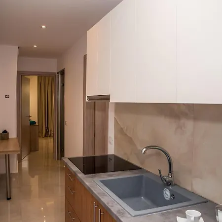Hotel apartamentowy Aphrodite & - 140m From The Beach, By Zantewize