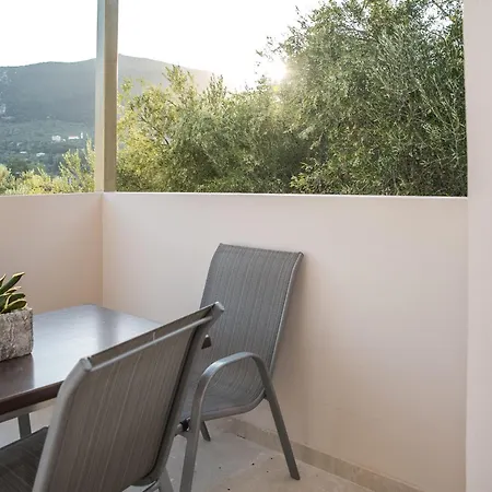 Hotel apartamentowy Aphrodite & - 140m From The Beach, By Zantewize Alikes