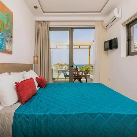 Aphrodite & - 140m From The Beach, By Zantewize Hotel apartamentowy